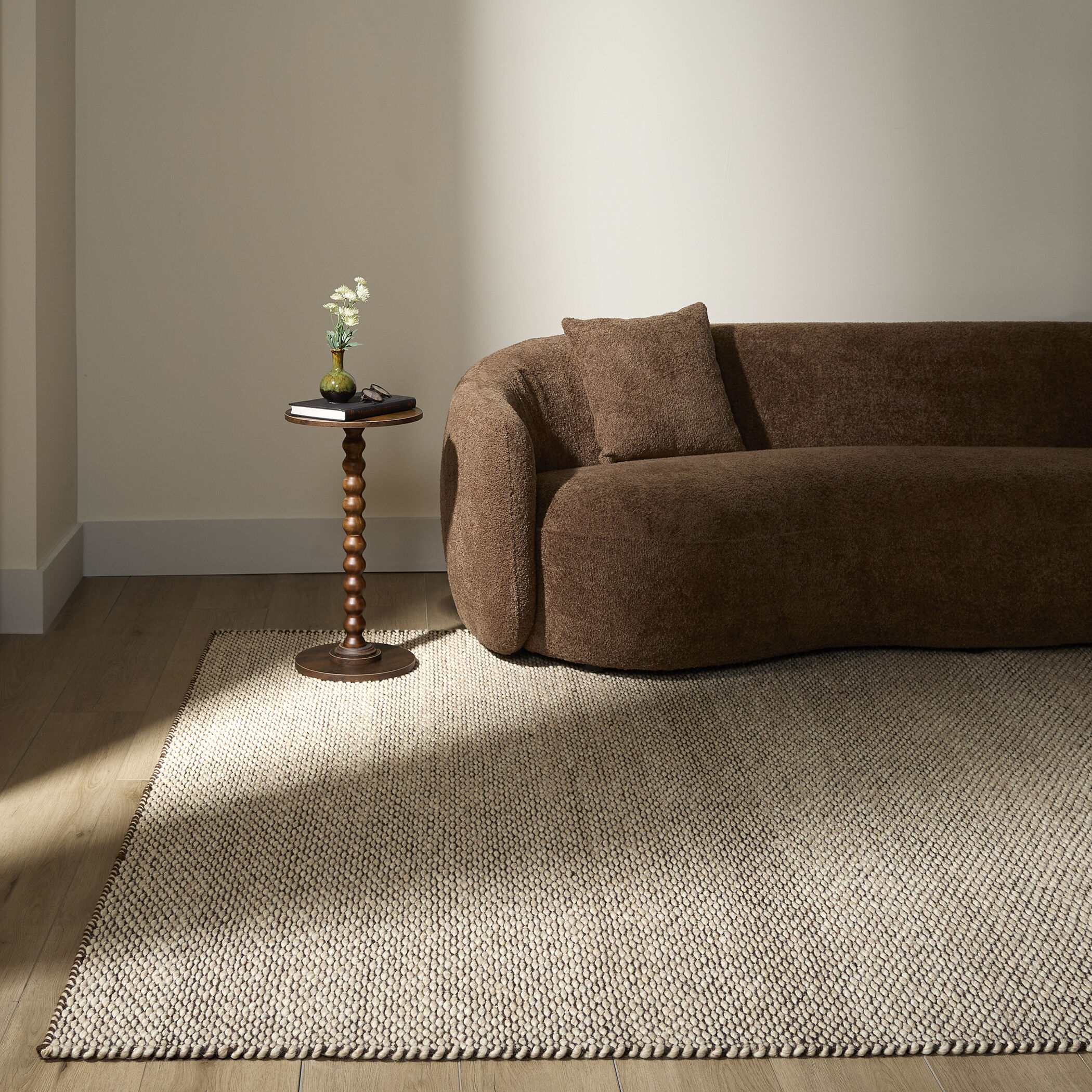 Natural Luxe Ivory and Brown Indoor Rug